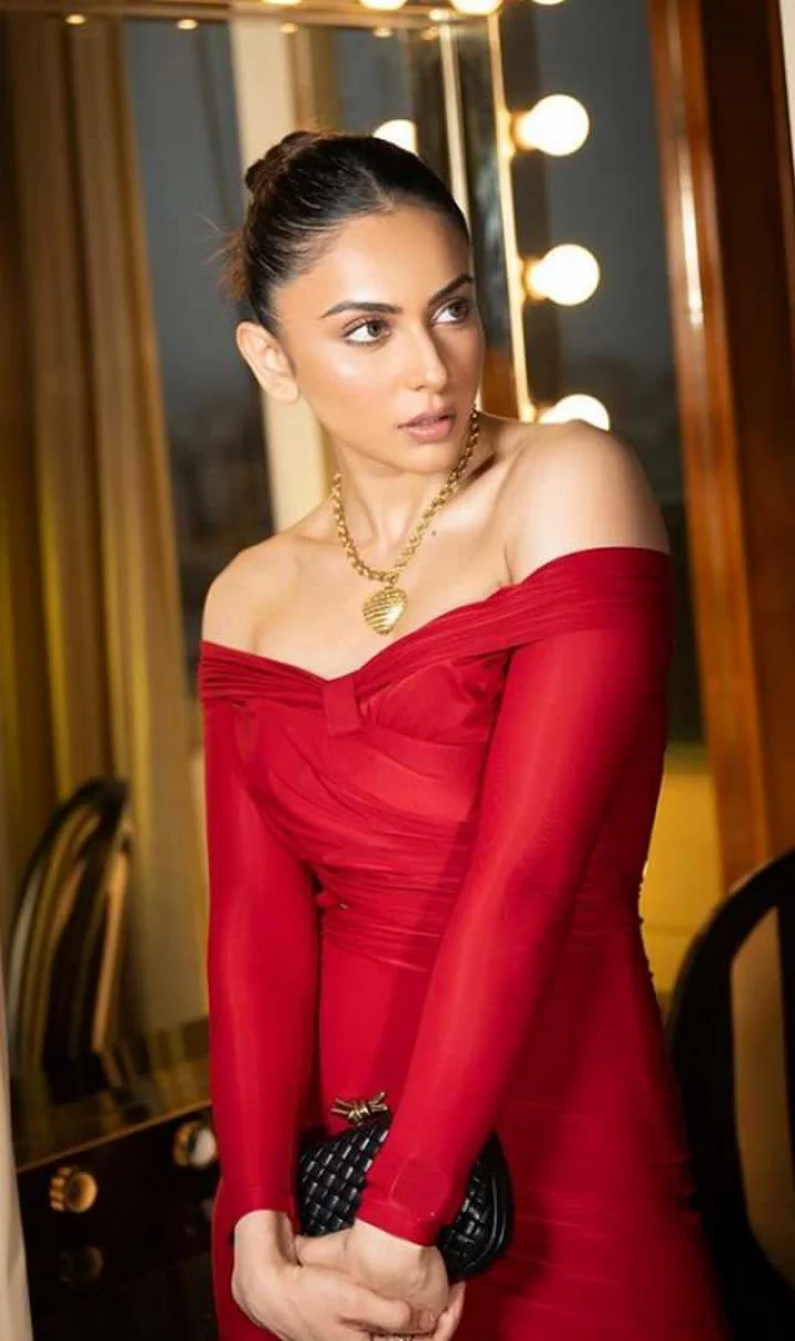 Rakul Preet Singh hot photos