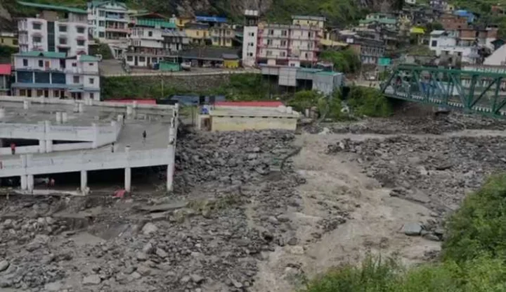 Yamuna river overflows due to heavy rains