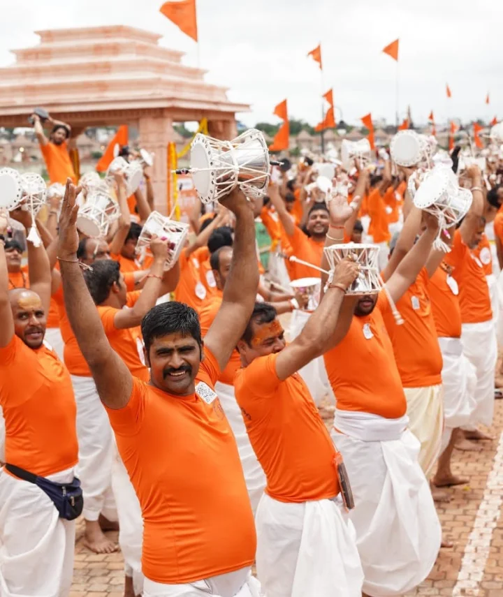World record of playing Damru in Ujjain