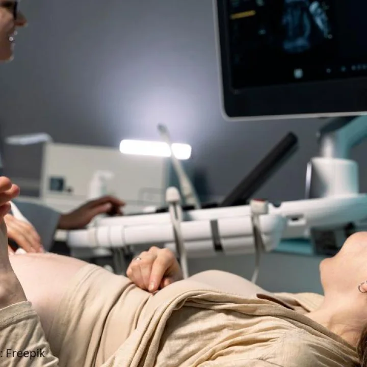 IVF करवाने के लिए पीरियड्स के बाद किस समय बनते हैं प्रेग्नेंसी के ज्यादा चांस