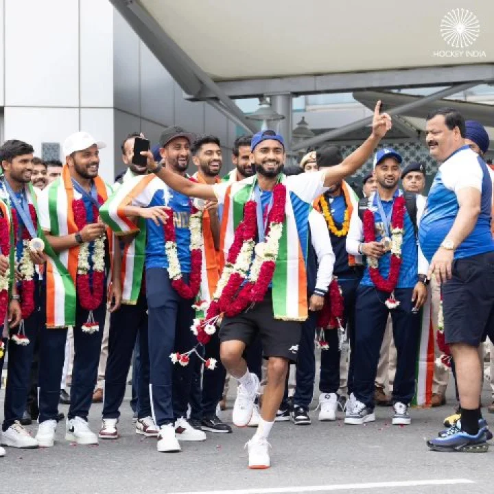 Indian Hockey Team Grand Welcome hindi news