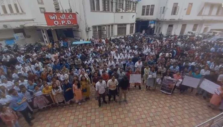 Resident doctors strike in civil hospitals of Gujarat