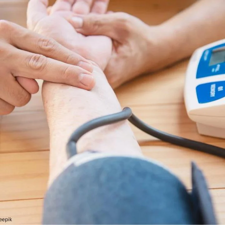 What is the best way to control diabetes