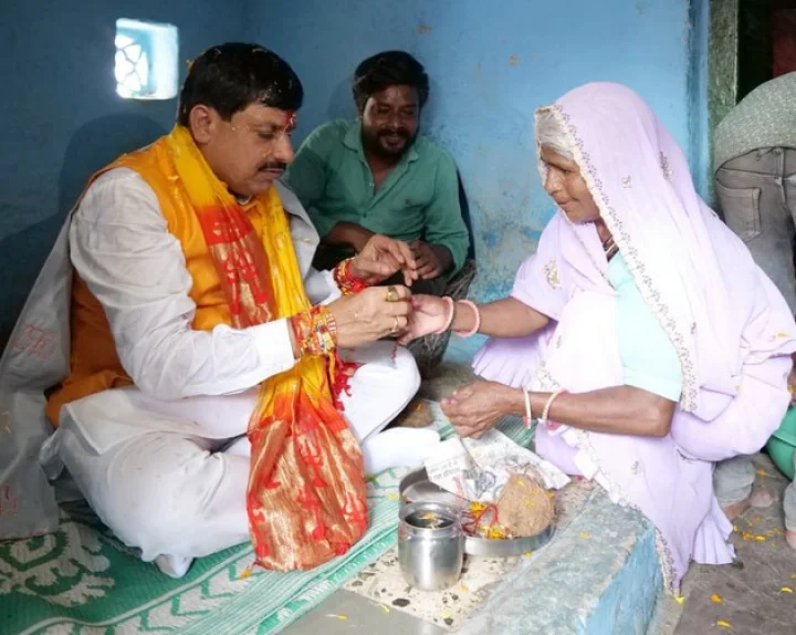 Chief Minister Dr. Mohan Yadav celebrated Raksha Bandhan festival with his beloved sisters