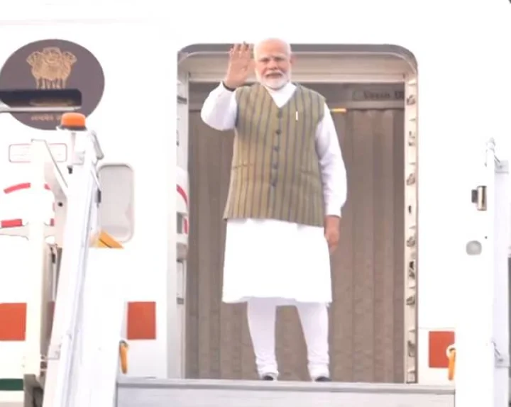 modi on russia tour