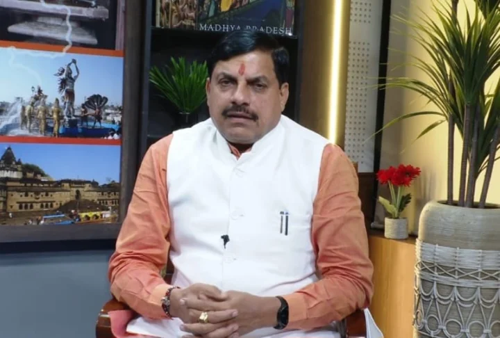 Bandhavgarh Field Director suspended