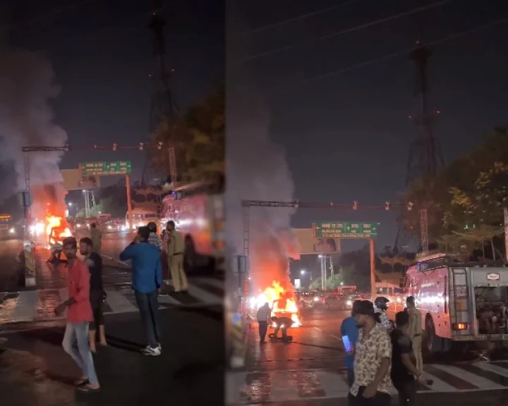 moving car caught fire in Indore