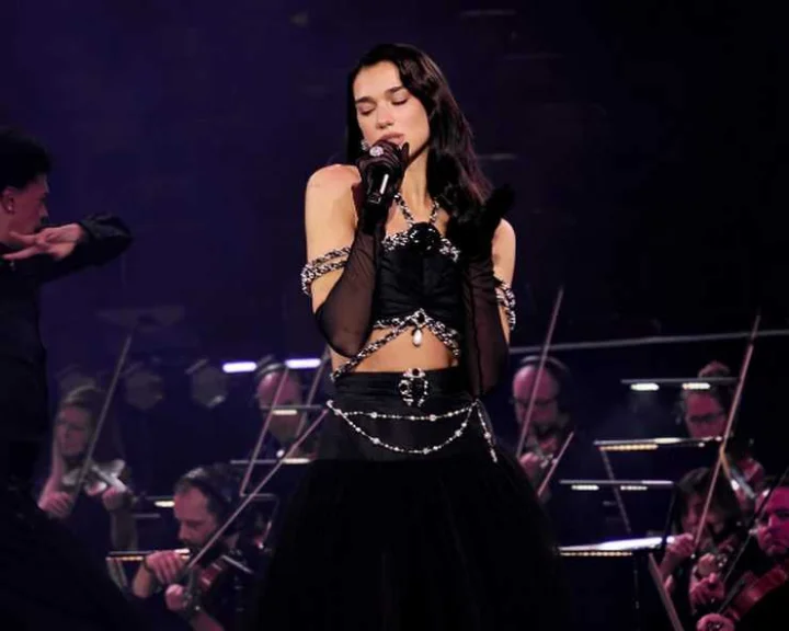 pop singer dua lipa