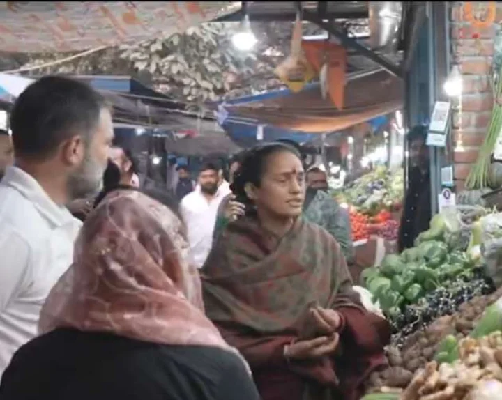 rahul gandhi in sabji mandi