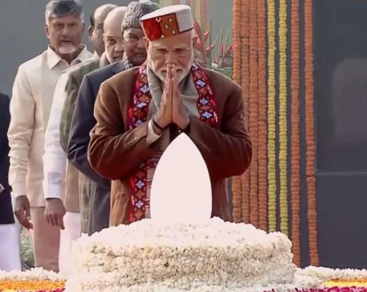 modi tributes atal ji
