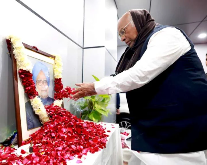 Former Prime Minister Manmohan Singh dies