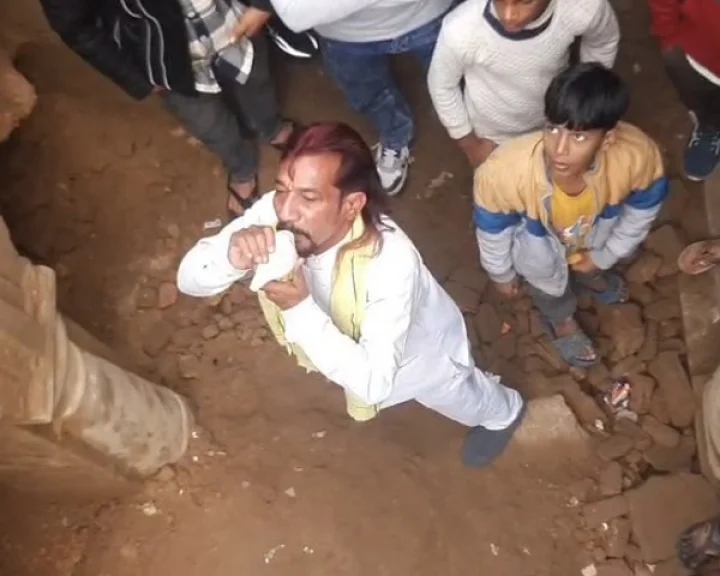 Shankhnaad during excavation of Stepwell in Sambhal