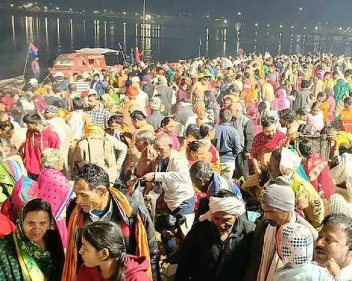 In Maha Kumbh electric poles are reuniting separated ones with their loved ones