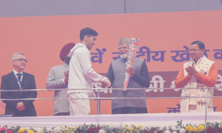 प्रधानमंत्री मोदी की मौजूदगी में रंगारंग समारोह के बीच 38वें राष्ट्रीय खेलों की शुरूआत