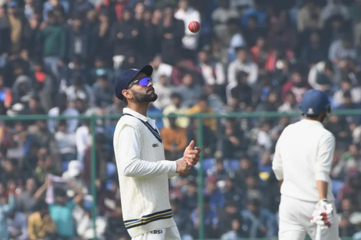 virat kohli 15000 hindi news