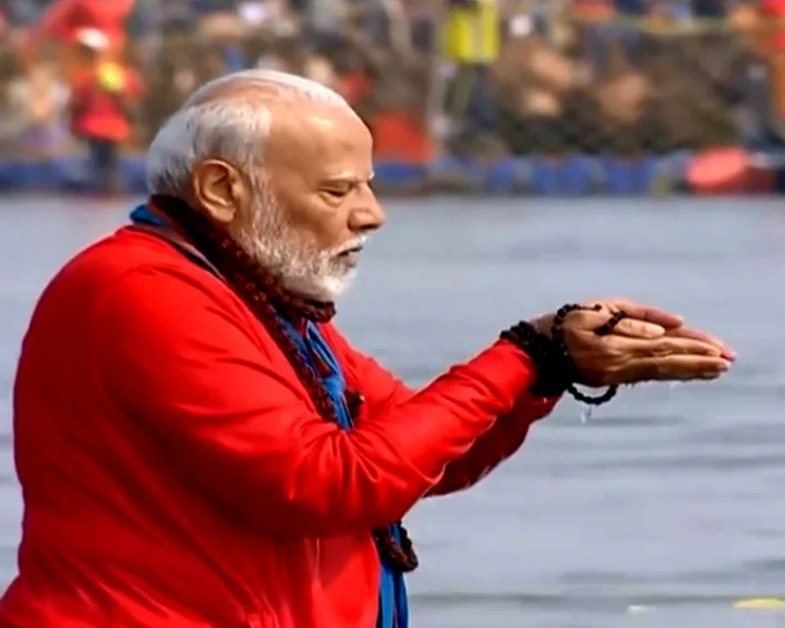 modi in mahakumbh