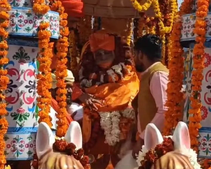 Acharya Satendra Das took Samadhi in lap of Maa Saryu