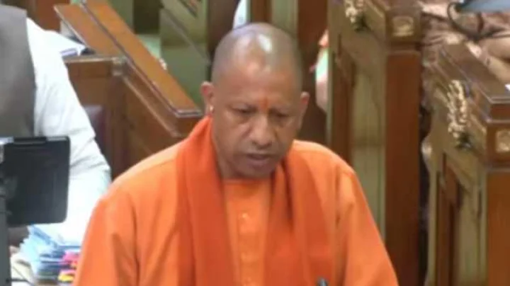 योगी सरकारने सादर केले ८ लाख कोटी रुपयांचे बजेट, लखनौ हे एआयचे केंद्र बनेल