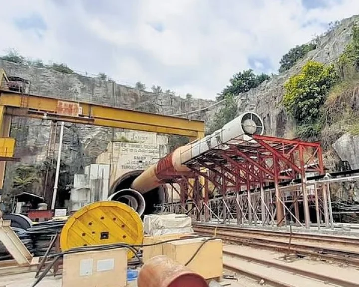 Srisailam tunnel canal project case