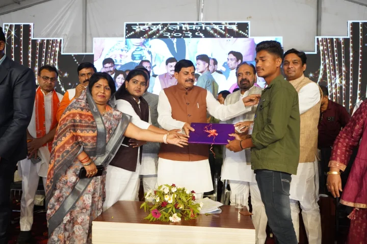 Chief Minister Dr. Mohan Yadav gave a big gift to Sagar