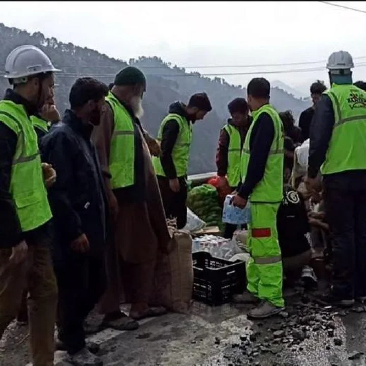 Terrorist attack in Pahalgam: जम्मू-काश्मीरच्या पहलगाममध्ये मोठा दहशतवादी हल्ल्यात २७ जणांचा मृत्यू