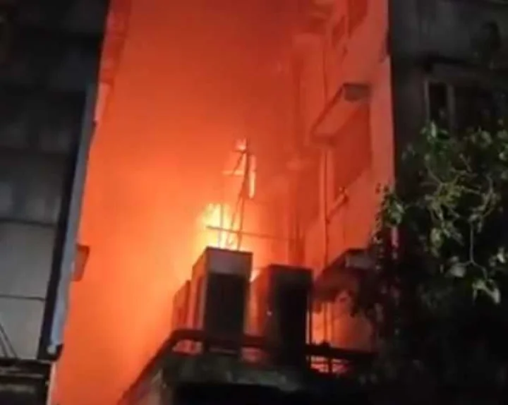kolkata fire in hotel