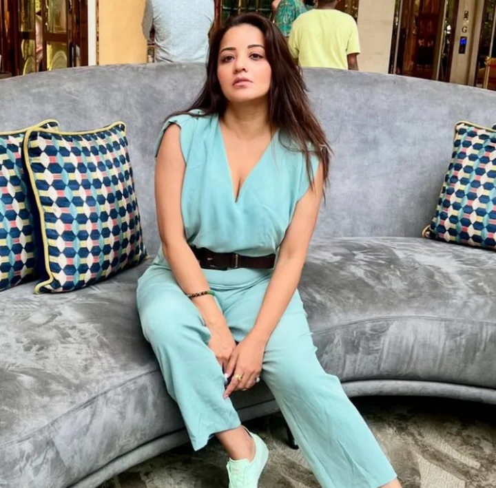 Monalisa hot photos