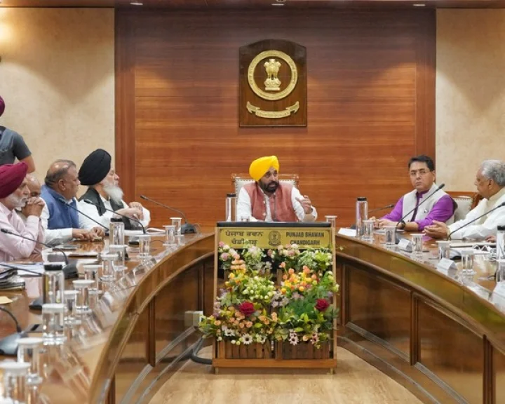 All political parties of Punjab united on issue of water sharing with Haryana
