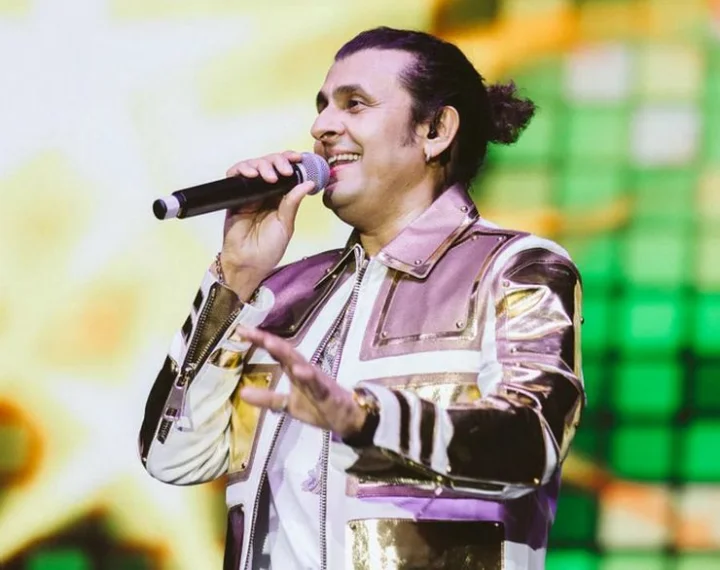Complaint filed against Sonu Nigam