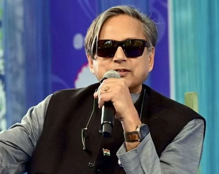 shashi tharoor