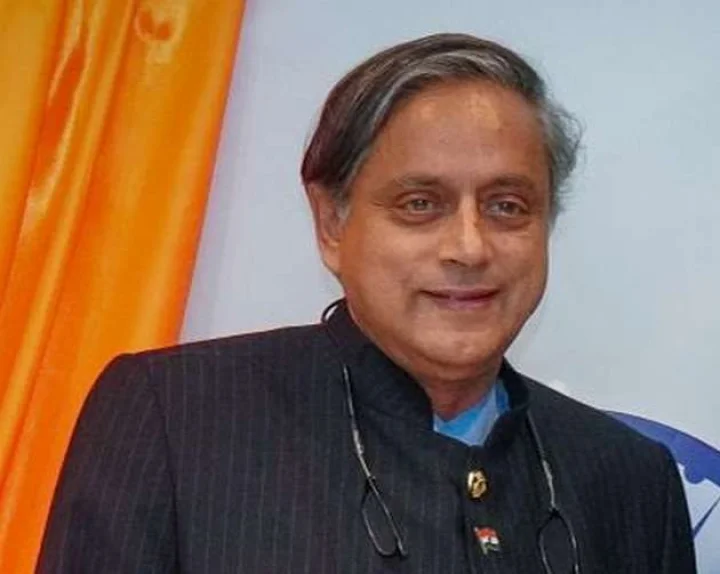 shashi tharoor