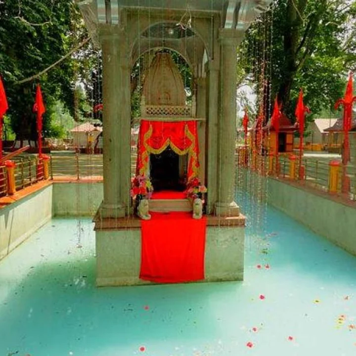 खीर भवानी मंदिर का इतिहास