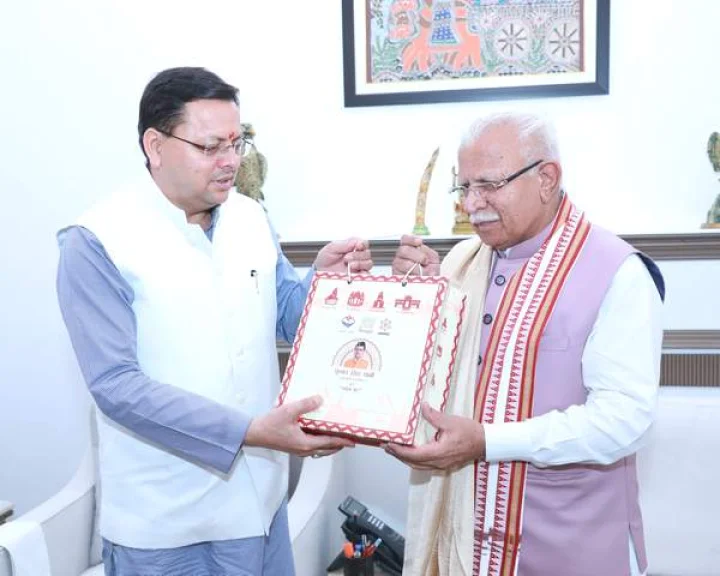 Chief Minister Dhami discussed with Union Minister Manohar Lal Khattar