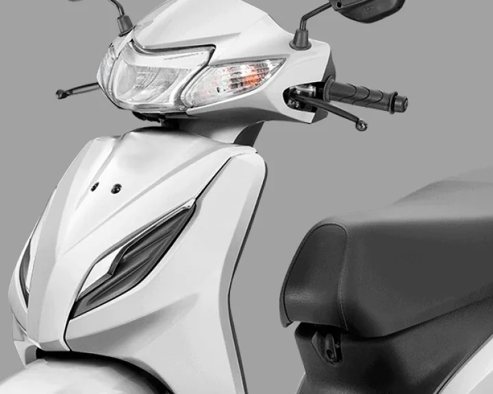 cost of a vehicle number of 1 lakh is 14 lakh rupees