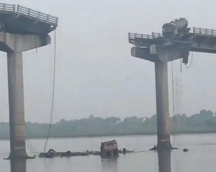 vadodara bridge collapse