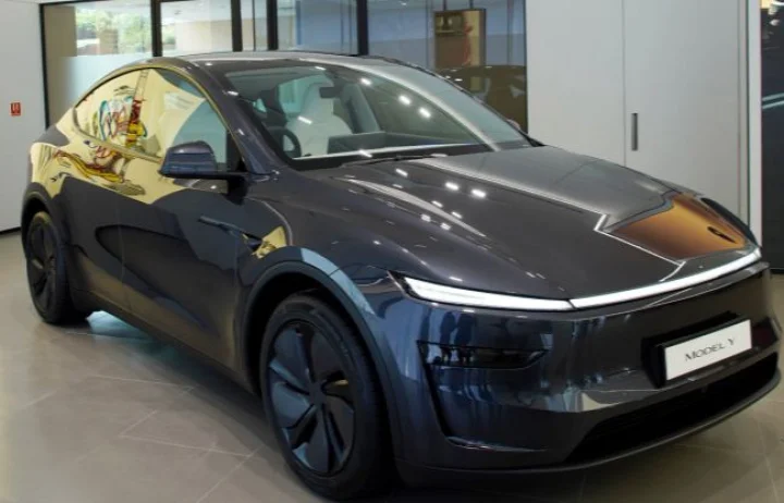 tesla car