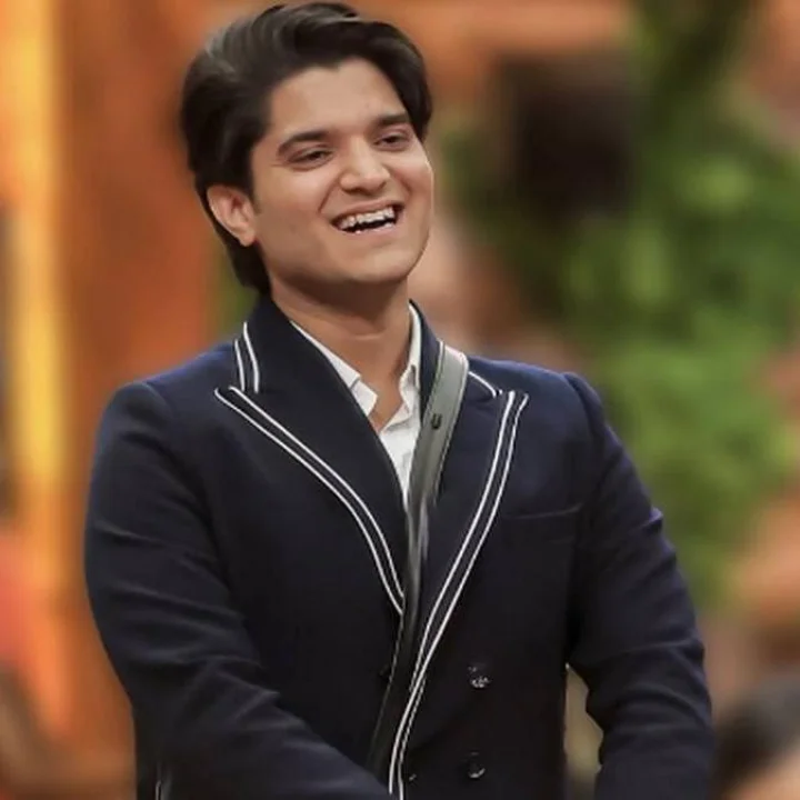 बॉलिवूड बातमी मराठी