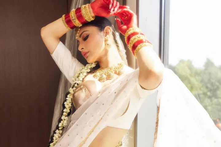 Mouni Roy traditional look