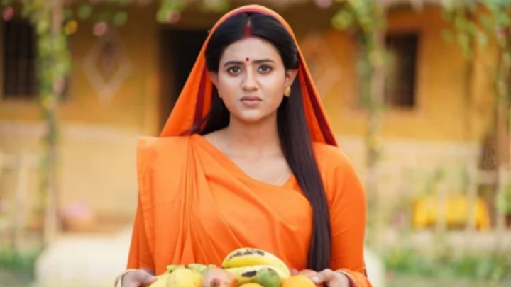 Anjali Arora first movie