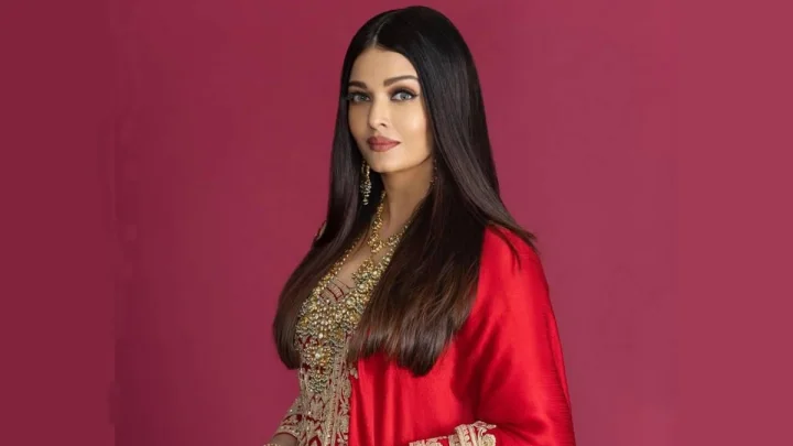 Aishwarya Rai Birthday Special ऐश्वर्या राय बच्चनने ८७ देशांच्या सुंदरींना मागे टाकत मिस वर्ल्डचा मुकुट जिंकला