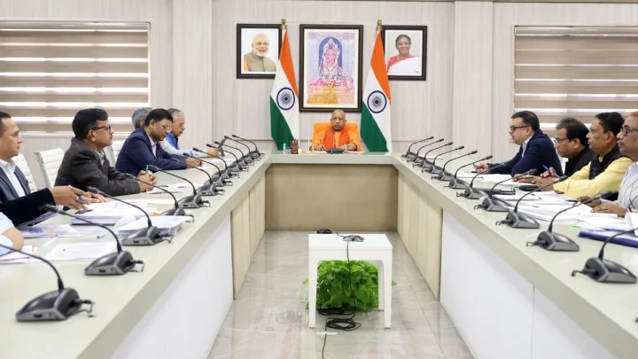 Chief Minister Yogi Adityanath approved new projects to improve canal system