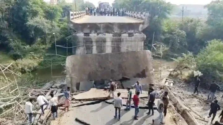 Bridge collapses in Raisen