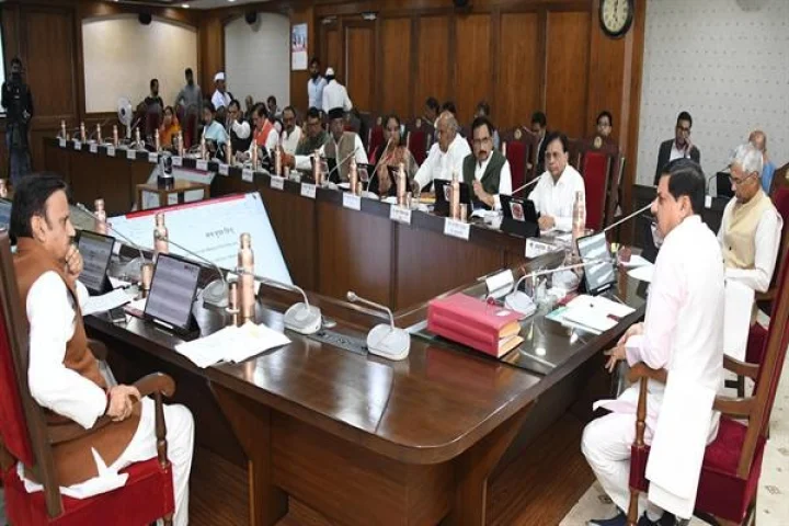 मोहन सरकार ने परिवार पेंशन में किया बड़ा बदलाव, अविवाहित, विधवा व तलाकशुदा बेटी भी पेंशन की होगी हकदार