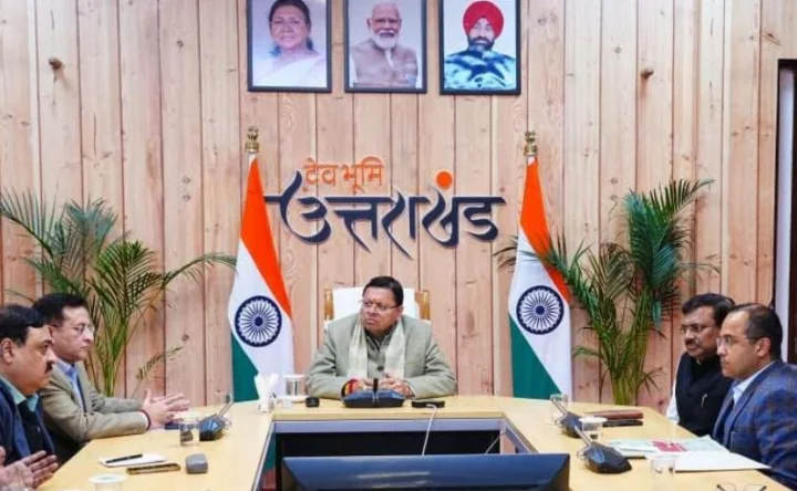 मुख्यमंत्री पुष्कर सिंह धामी ने कानून व्यवस्था को लेकर उच्च स्तरीय बैठक ली