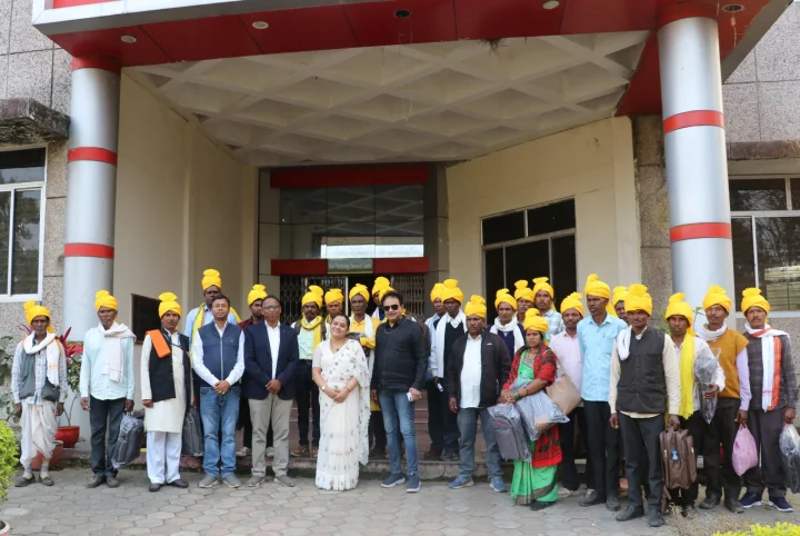 जबलपुर में कृषि विश्वविद्यालय में पारंपरिक फसलों की नई किस्मों पर प्रशिक्षण, किसानों को दिए संरक्षण प्रमाण पत्र