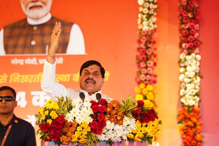 उज्जैन में सीएम डॉ. मोहन यादव एवं राज्यपाल ने किया 16 निर्माण कार्यों के साथ गीता भवन का भूमि पूजन