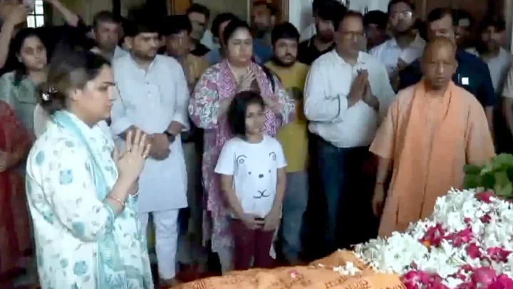 Chief Minister Yogi expressed grief over demise of Prateek Yadav