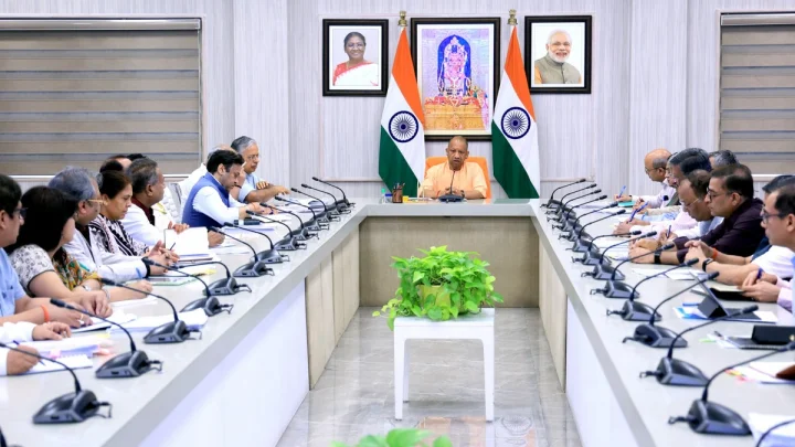 Chief Minister Yogi gave these instructions to state government regarding appeal of Prime Minister Narendra Modi