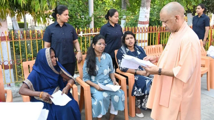 Yogi Adityanath Issues Directives to Officials Regarding Welfare Schemes