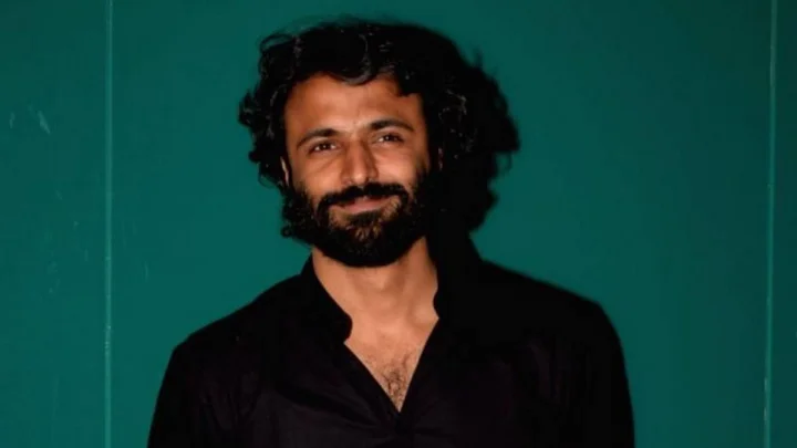 'दोस्ताना 2' फिर मुश्‍किल में फंसी, निर्देशक अद्वैत चंदन ने छोड़ी फिल्म!
